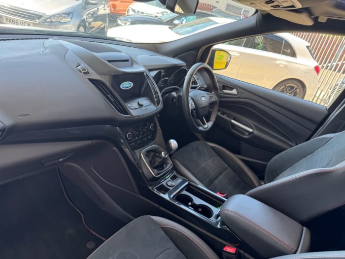 2025 Ford Kuga
