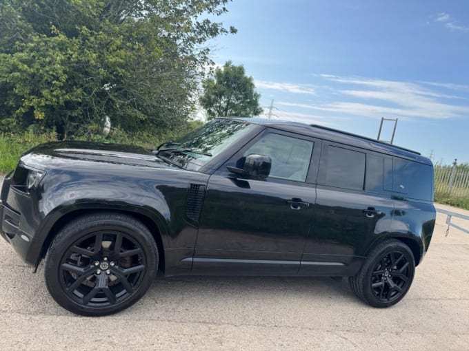 2025 Land Rover Defender