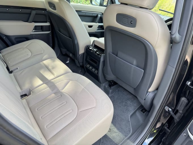 2025 Land Rover Defender