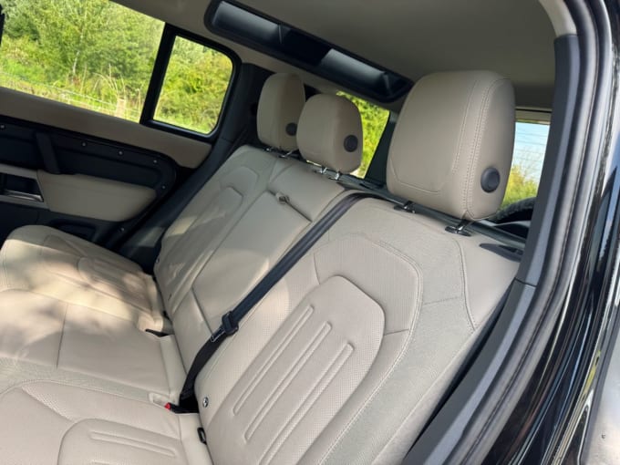 2025 Land Rover Defender