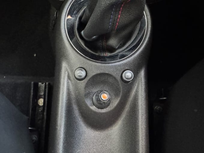 2025 Mini Hatch