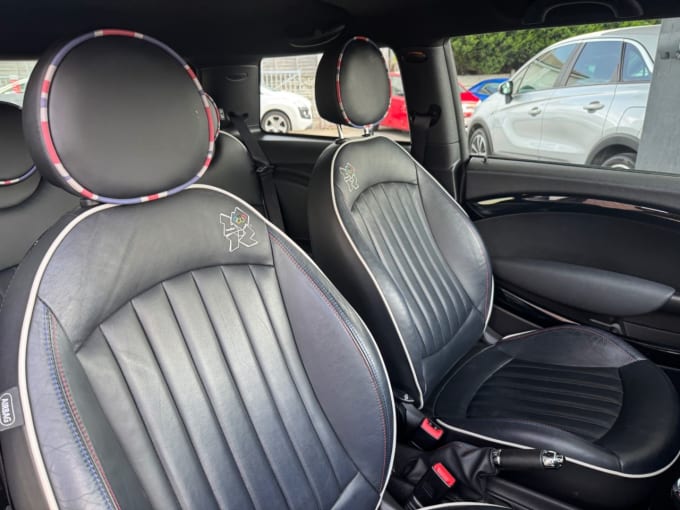 2025 Mini Hatch