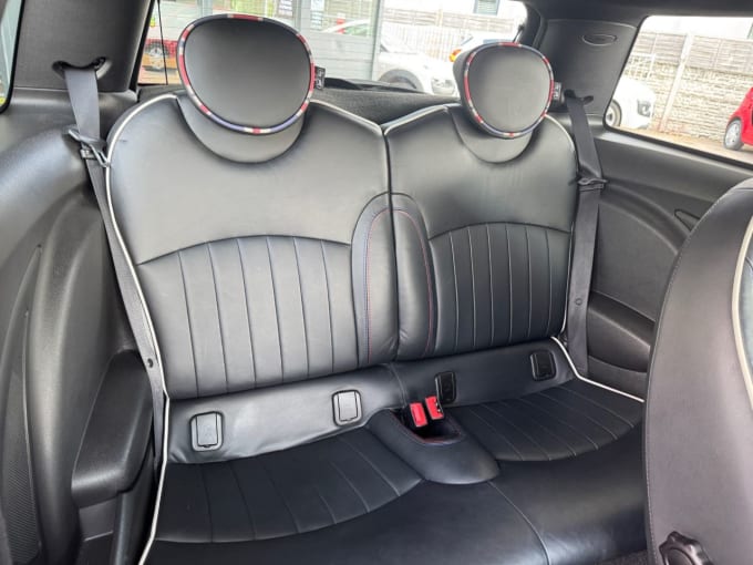 2025 Mini Hatch