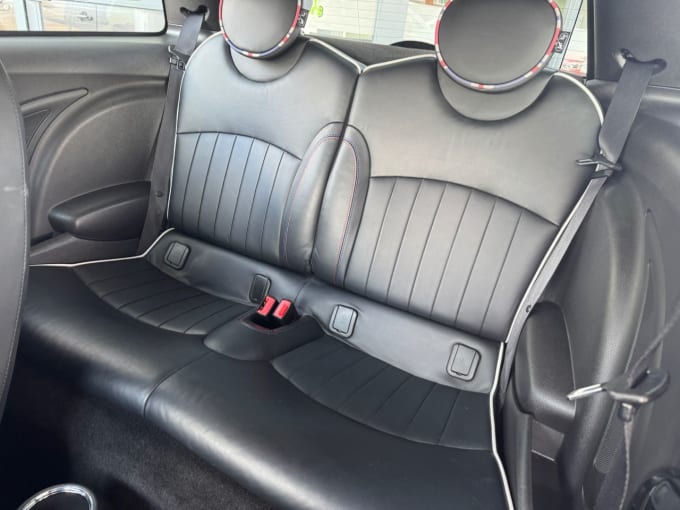 2025 Mini Hatch