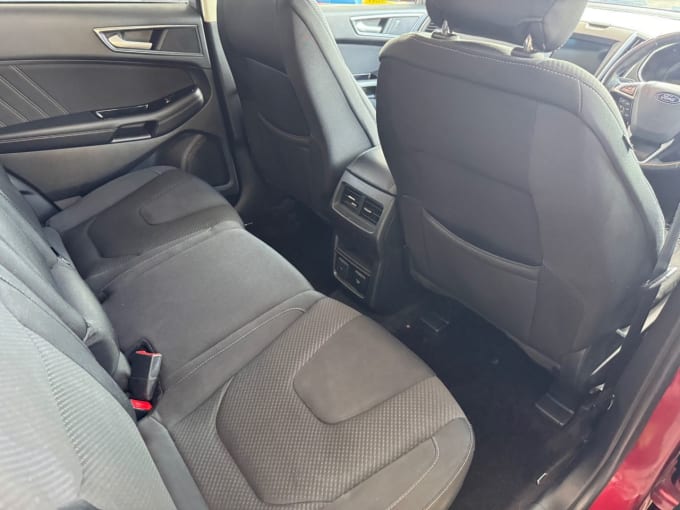 2025 Ford Edge