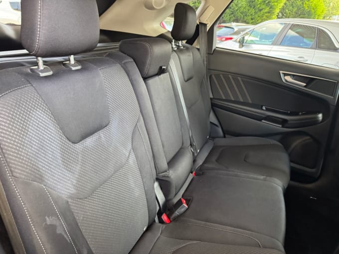 2025 Ford Edge