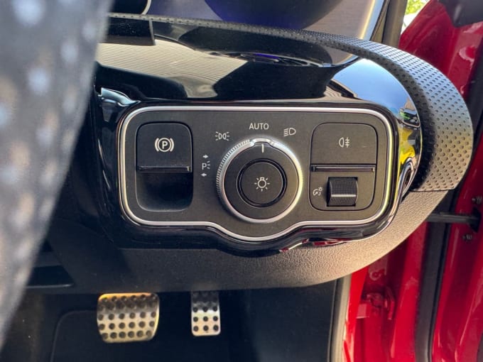 2025 Mercedes-benz Cla