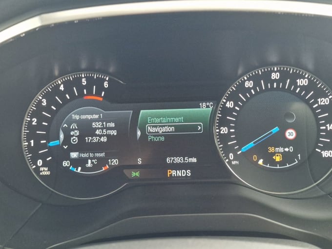 2025 Ford S-max