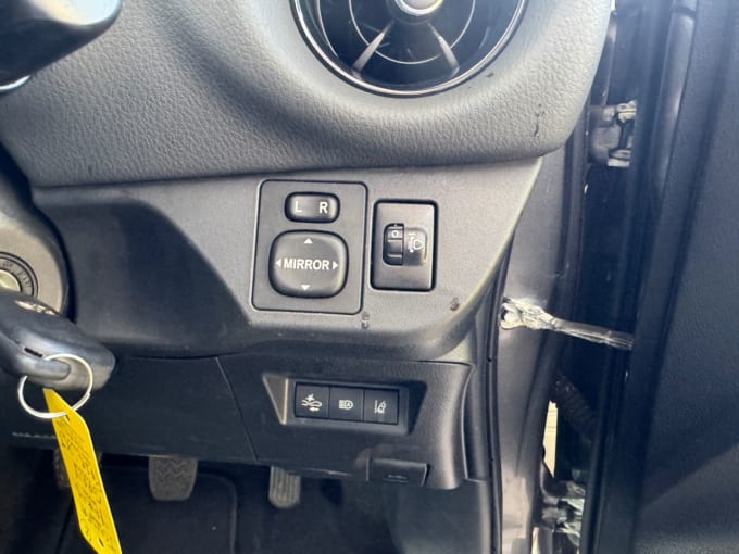 2025 Toyota Yaris