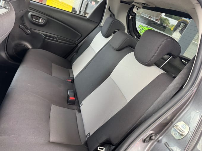 2025 Toyota Yaris