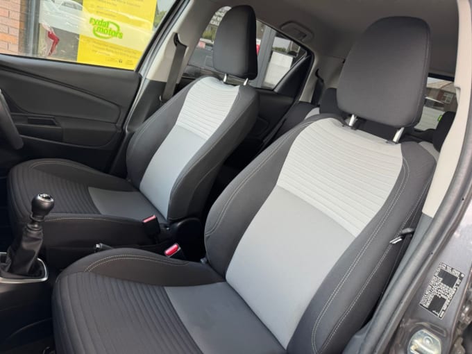 2025 Toyota Yaris
