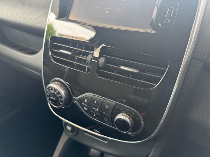 2025 Renault Clio