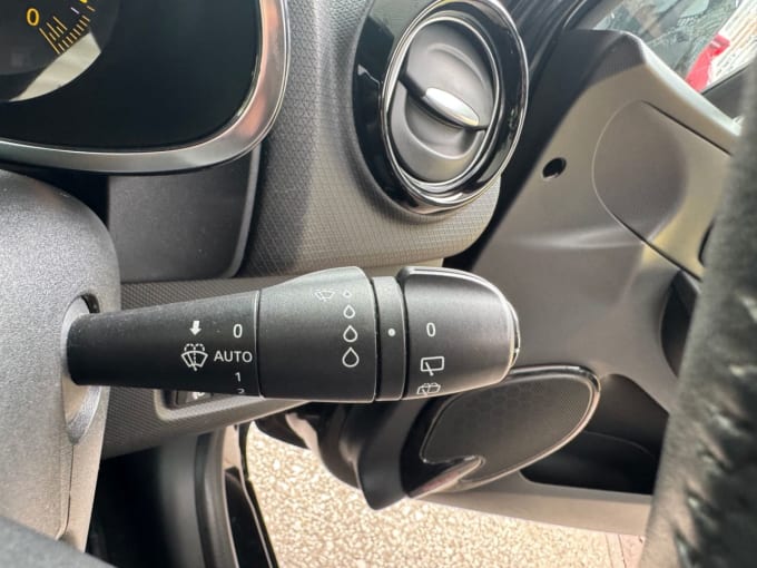 2025 Renault Clio