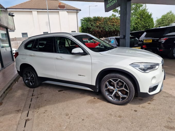 2025 BMW X1