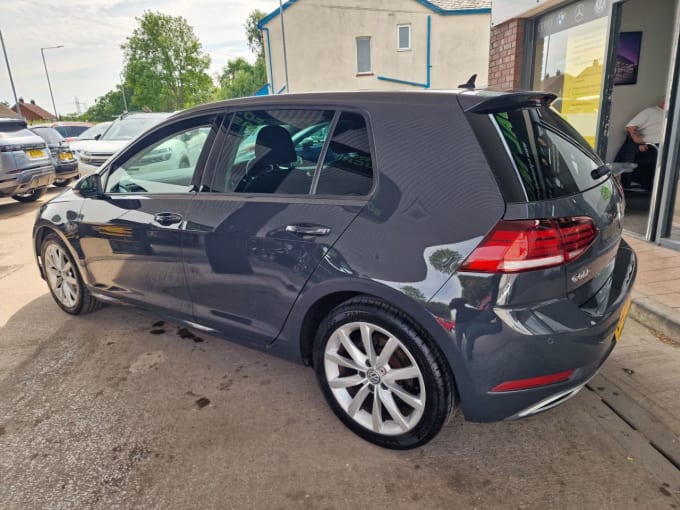 2025 Volkswagen Golf