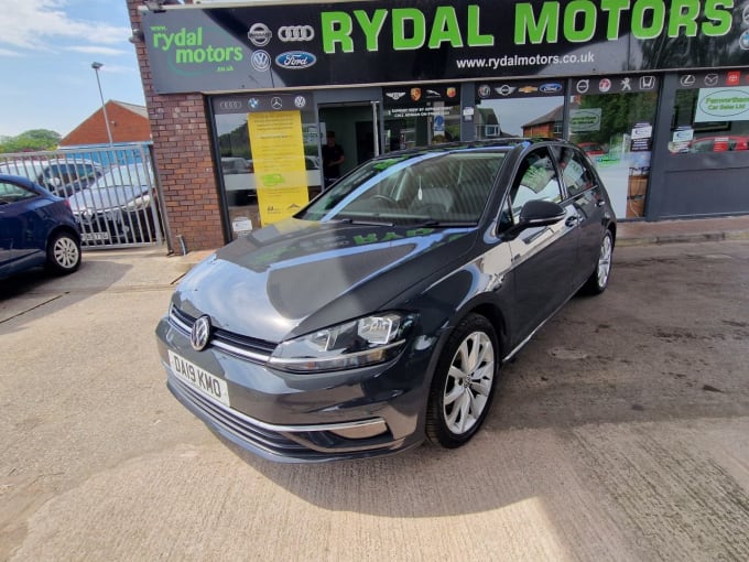 2025 Volkswagen Golf