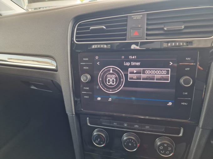 2025 Volkswagen Golf