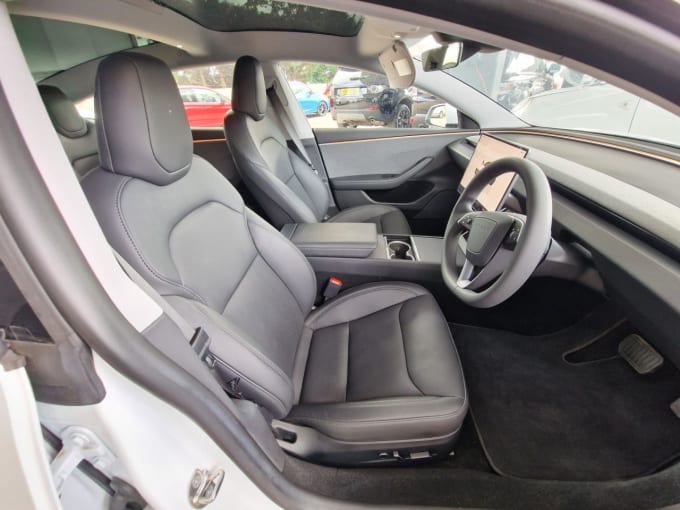 2025 Tesla Model 3