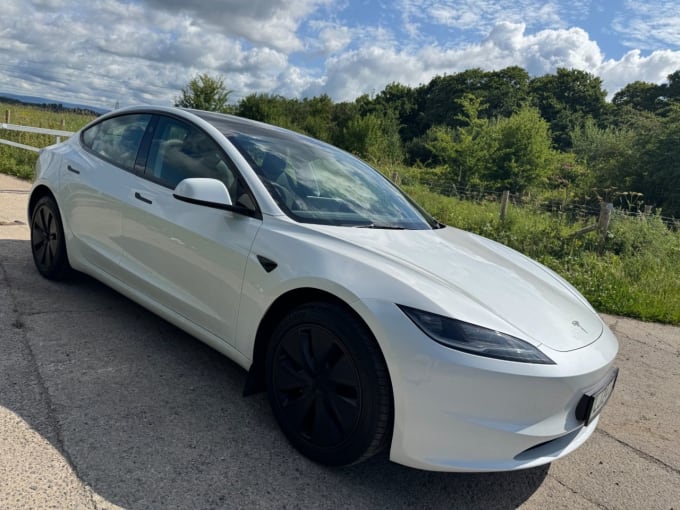 2025 Tesla Model 3