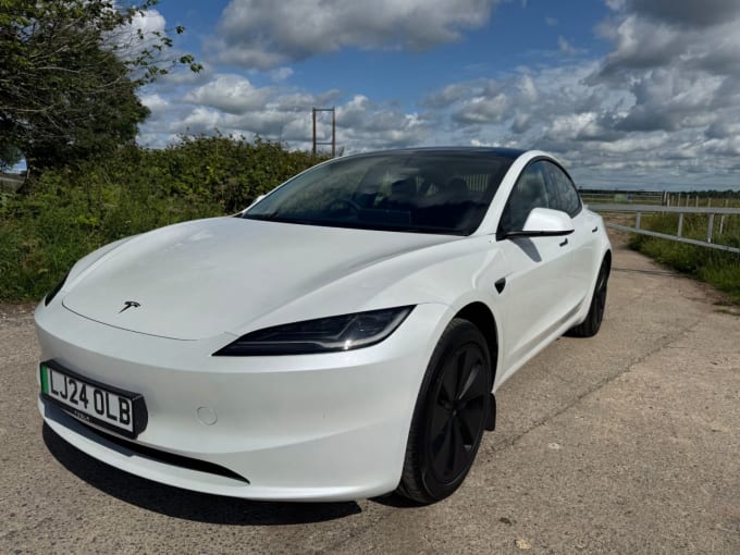 2025 Tesla Model 3