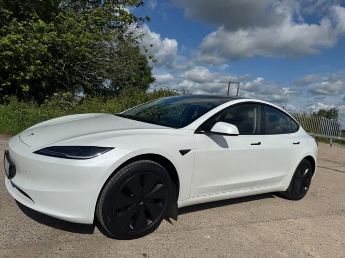 2025 Tesla Model 3
