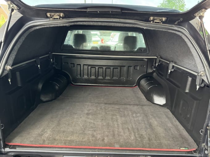 2025 Isuzu D-max