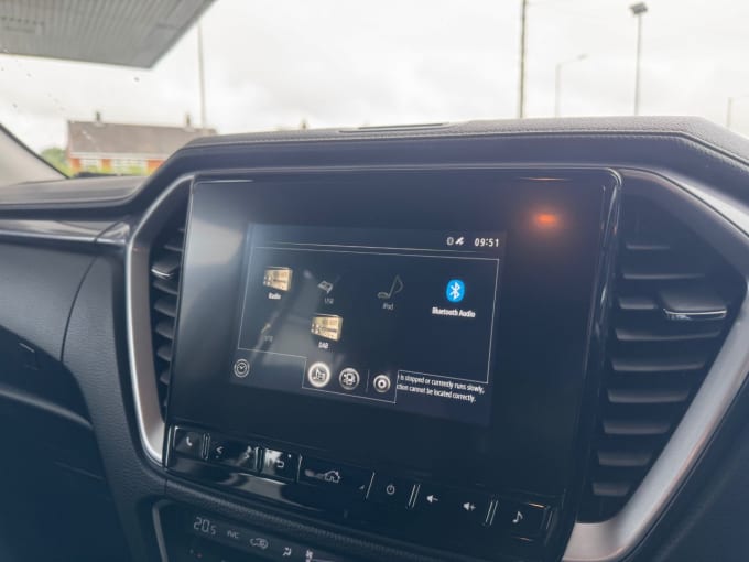 2025 Isuzu D-max