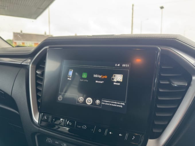 2025 Isuzu D-max