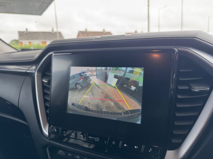 2025 Isuzu D-max