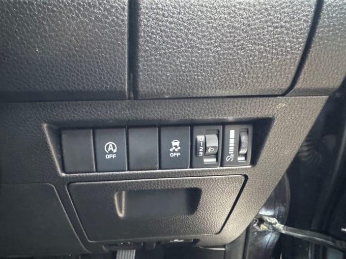2025 Isuzu D-max