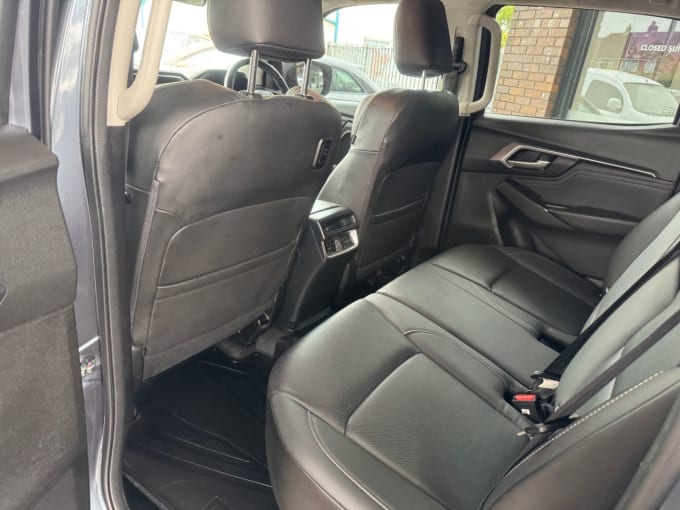 2025 Isuzu D-max