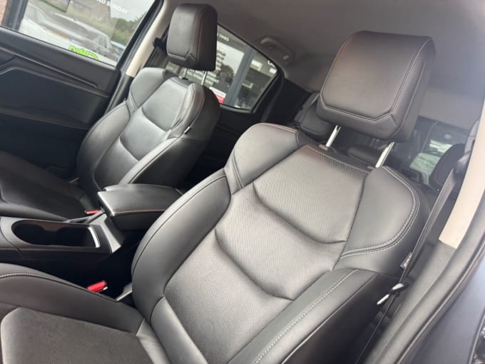 2025 Isuzu D-max