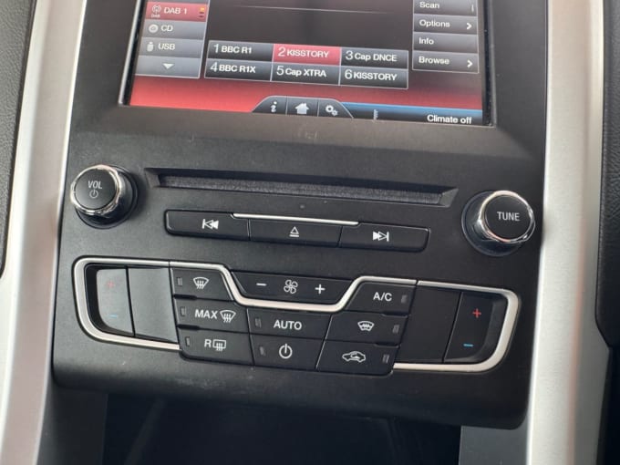 2025 Ford Mondeo