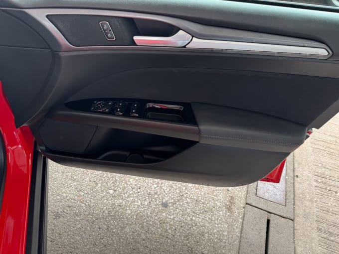 2025 Ford Mondeo