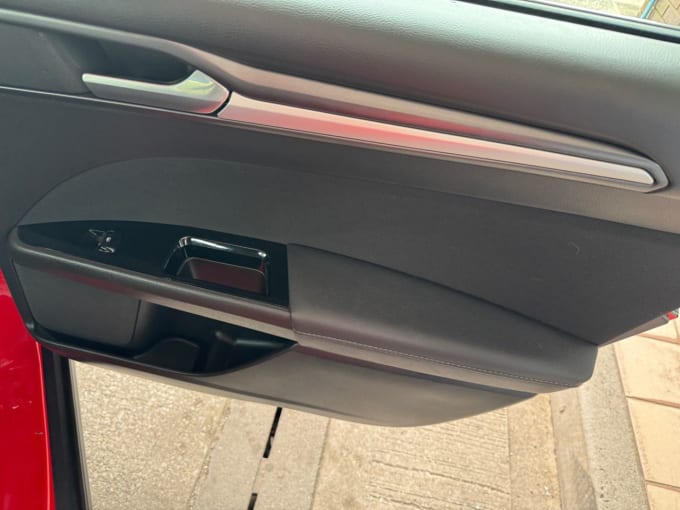 2025 Ford Mondeo