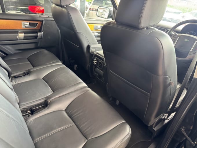 2025 Land Rover Discovery 4