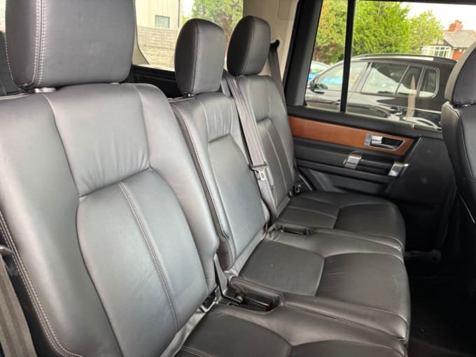 2025 Land Rover Discovery 4