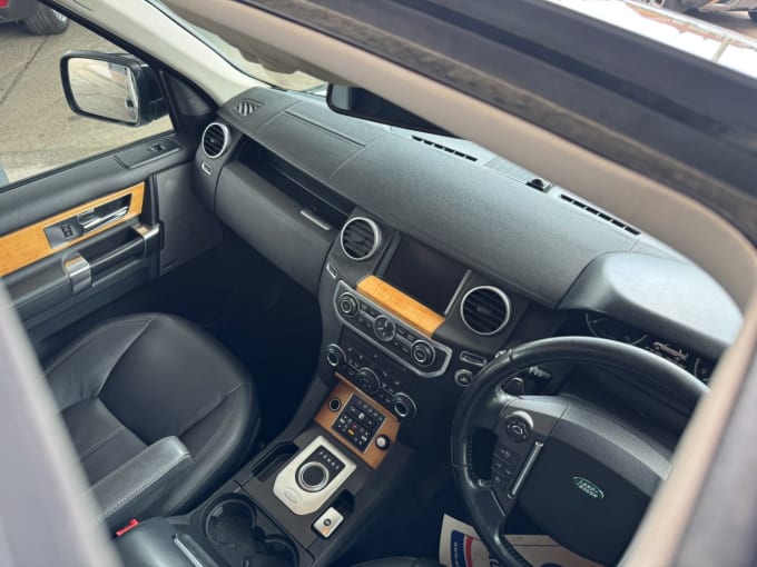 2025 Land Rover Discovery 4