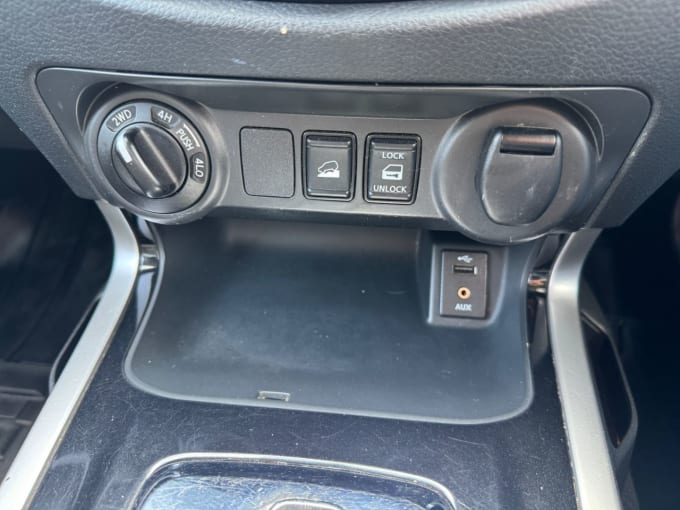 2025 Nissan Navara