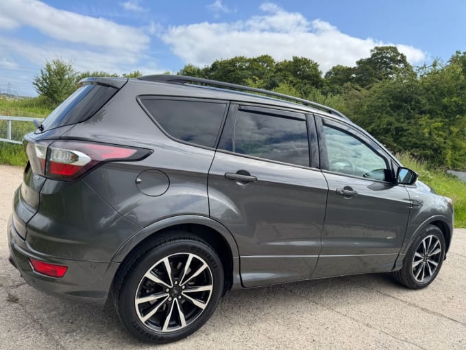 2025 Ford Kuga