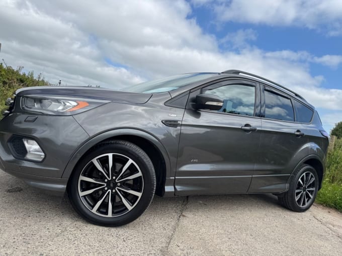 2025 Ford Kuga