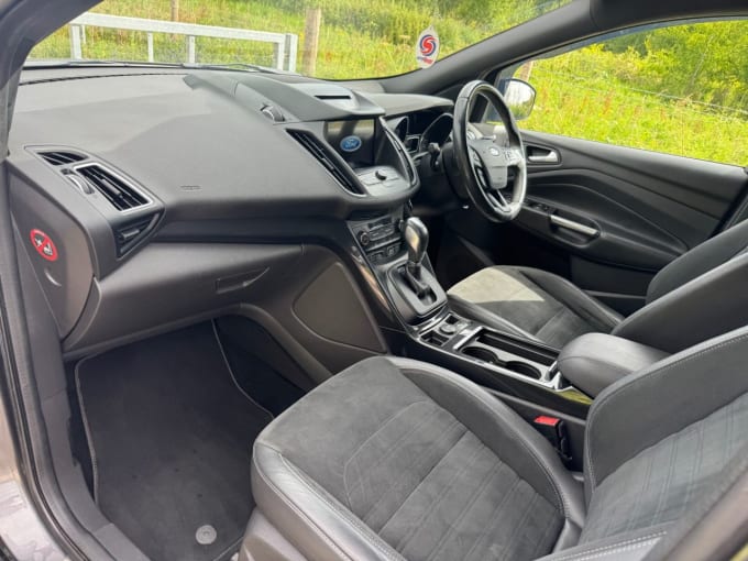 2025 Ford Kuga