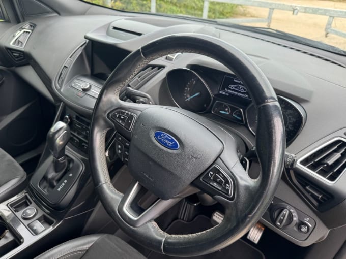 2025 Ford Kuga