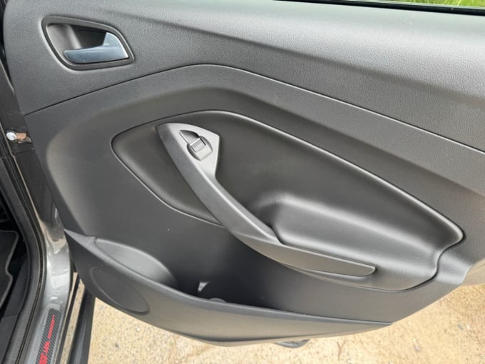 2025 Ford Kuga