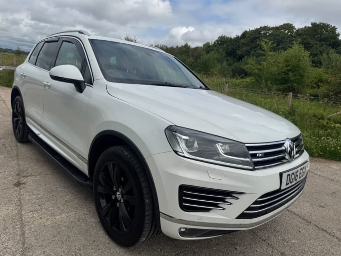 2025 Volkswagen Touareg