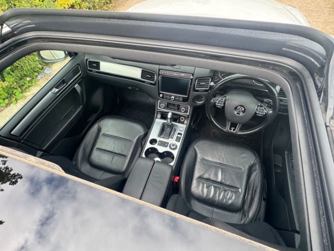 2025 Volkswagen Touareg