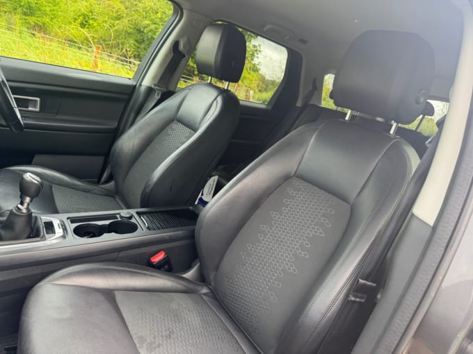 2025 Land Rover Discovery Sport