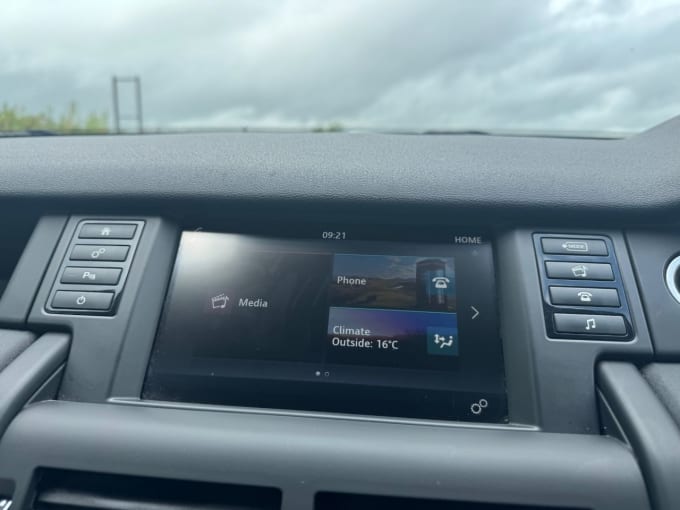 2025 Land Rover Discovery Sport
