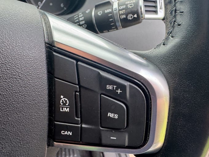 2025 Land Rover Discovery Sport