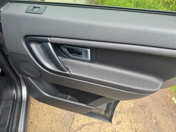 2025 Land Rover Discovery Sport